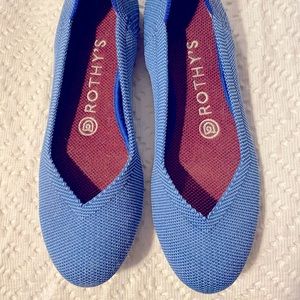 Rothy’s Indigo Blue w/ stripes SZ 6